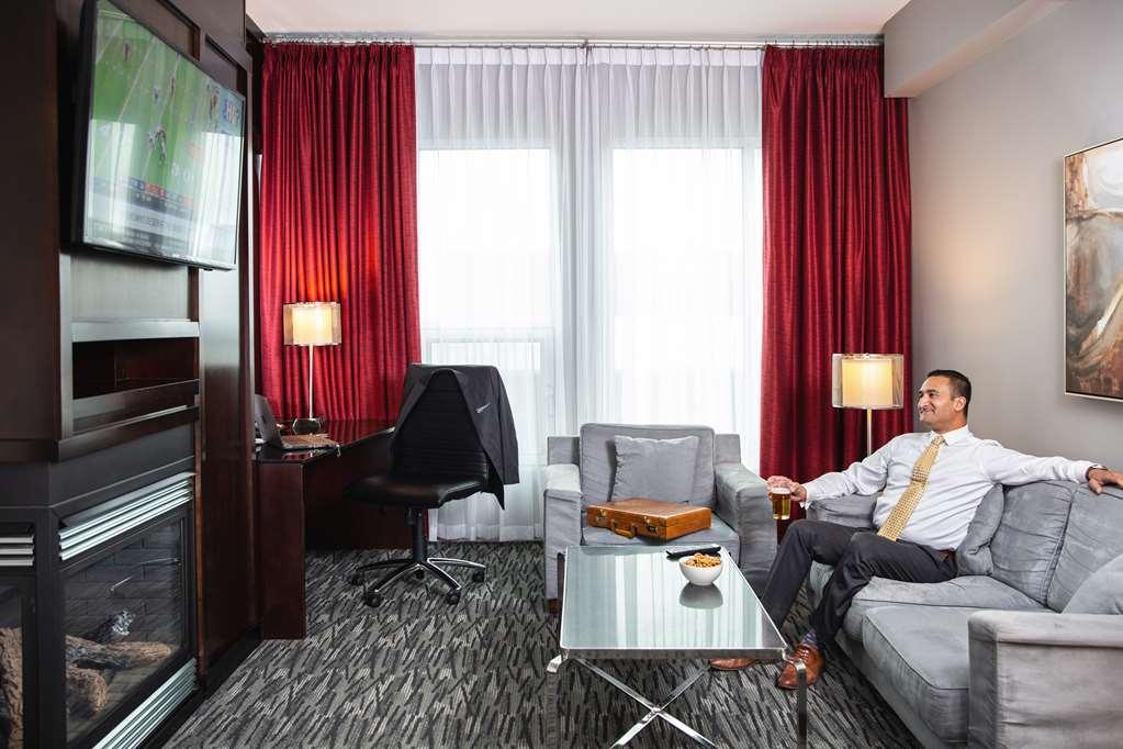 Matrix Hotel Edmonton Oda fotoğraf