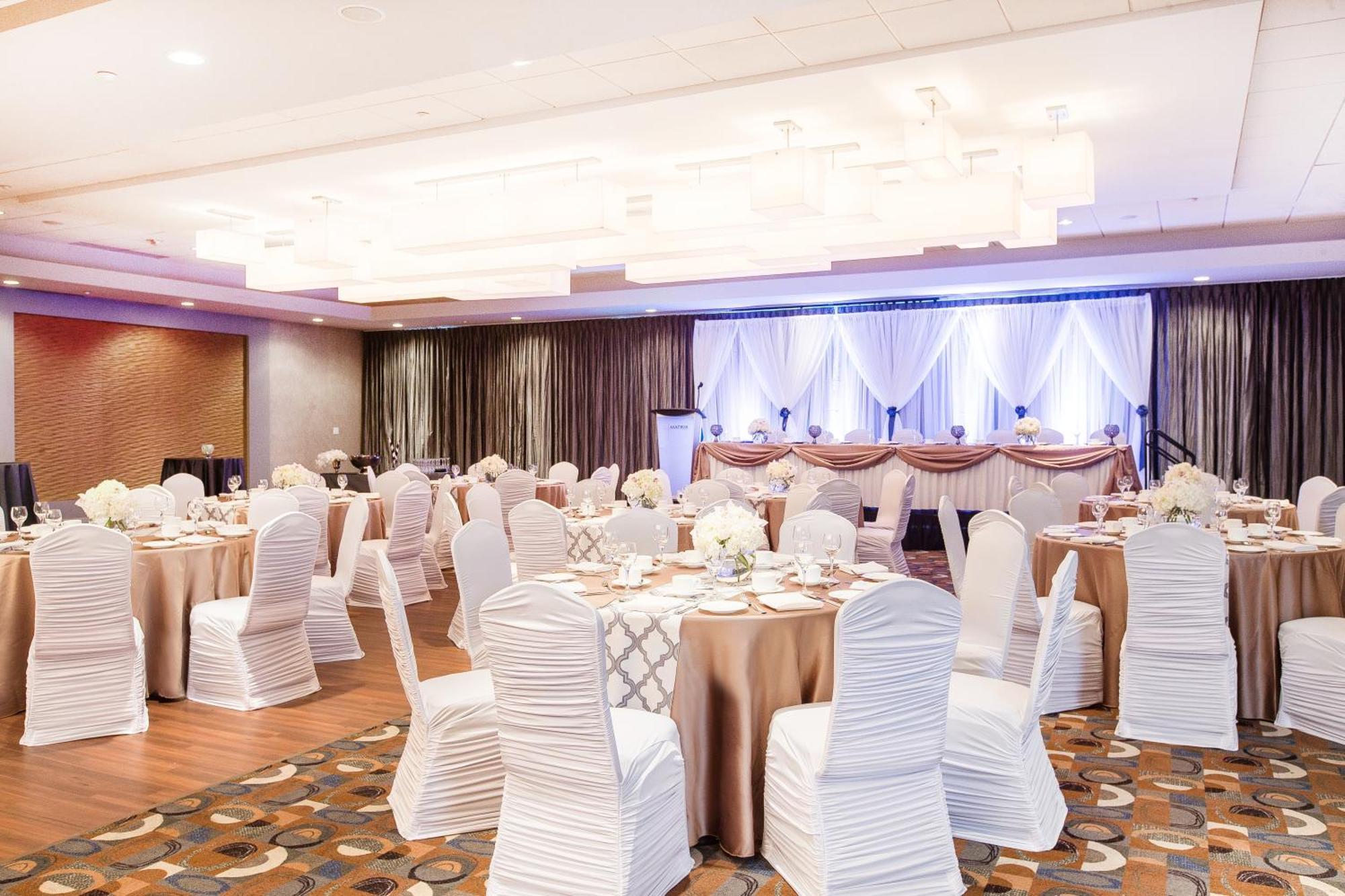 Matrix Hotel Edmonton Dış mekan fotoğraf